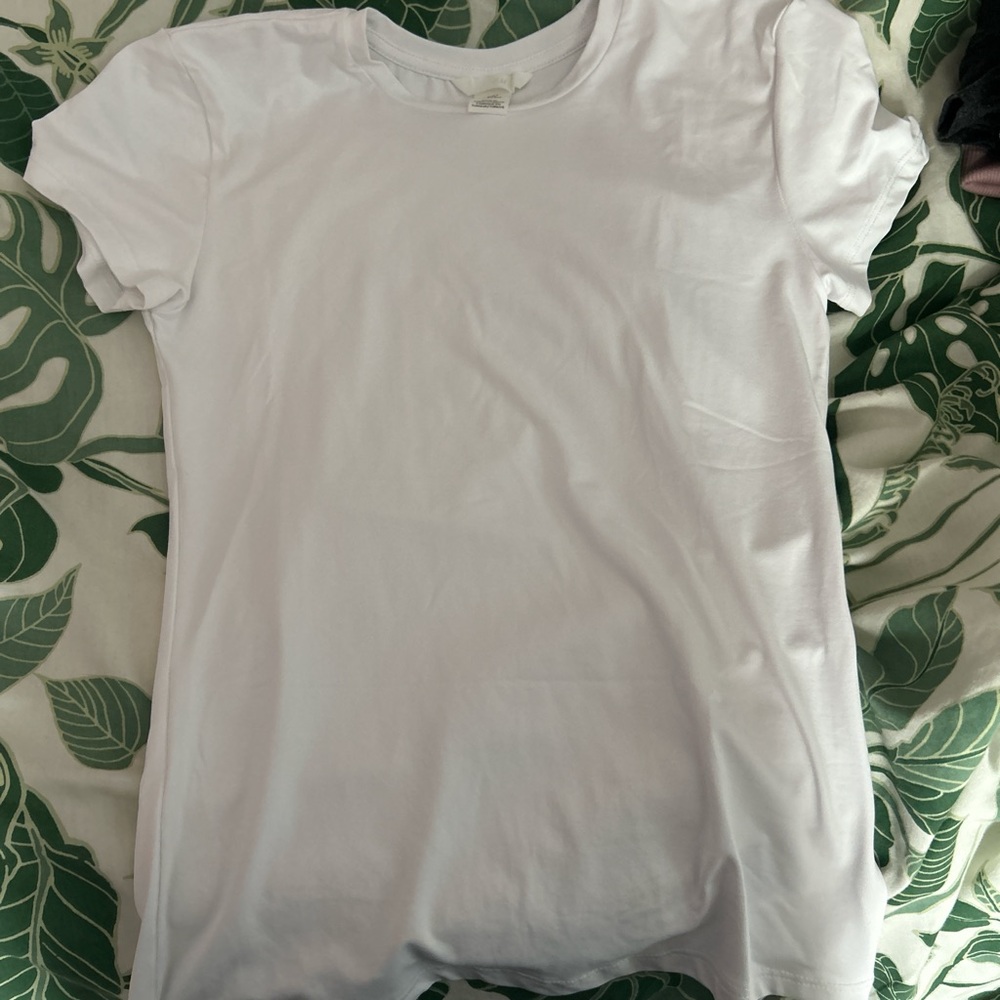 h&m white shirt size small